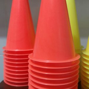 CONO RIGIDO 20 CM FLUO